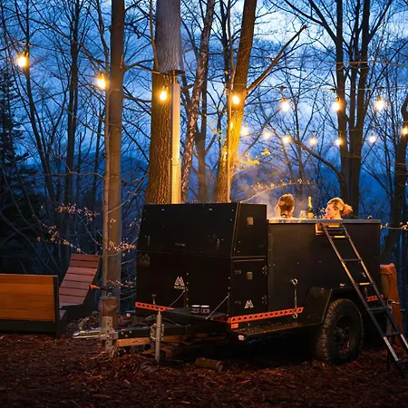 Glamping V Lomu Kunčice pod Ondřejníkem