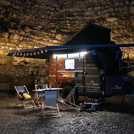 Glamping V Lomu 럭셔리텐트 *
